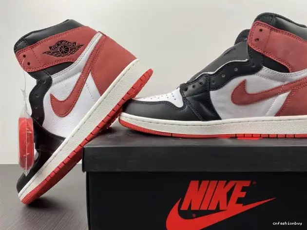 Air Jordan Retro High 'Track Red' 1 OG 555088-112 0425